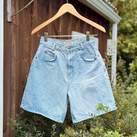 Vintage Pants - Vintage Arizona Shorts - high waist - no stretch - 14 - (25” waist)